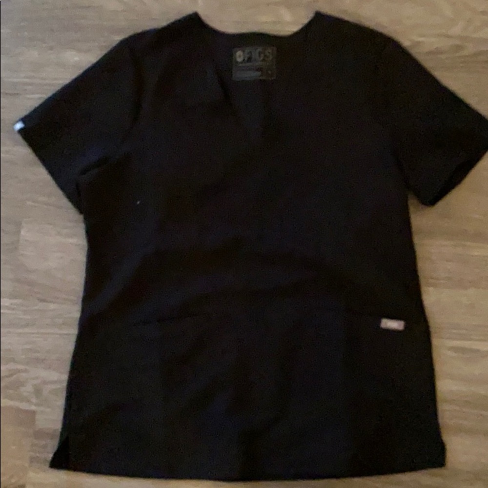 Figs scrub top